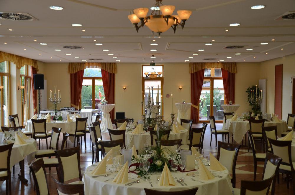 Jagdhof Klein Heilig Kreuz Hotel Großenlüder Exterior foto